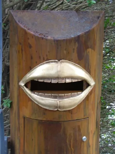 attention facteur! — Œuvre de Boris Moulron
